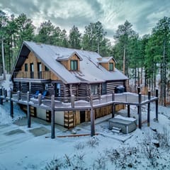 Lazy Elk Lodge