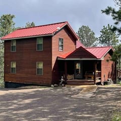 Royal Straight Cabin