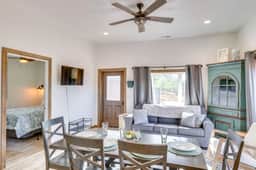 Black Hills Tiny Resort Modern Farm Side - Image 3