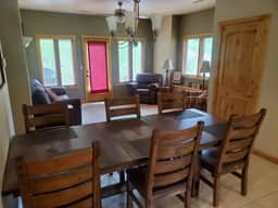 Hasselmann's Rushmore Retreat - Image 5