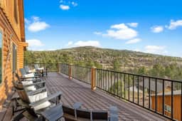 Luxury Camp Gold In Terry Peak - Image 2