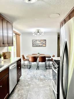 West Side Charmer - Image 3