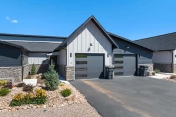 Canyon Retreat in Boulder Canyon - Image 1
