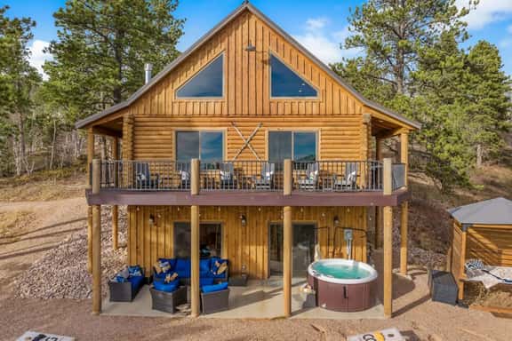 Luxury Camp Gold In Terry Peak - Image 1