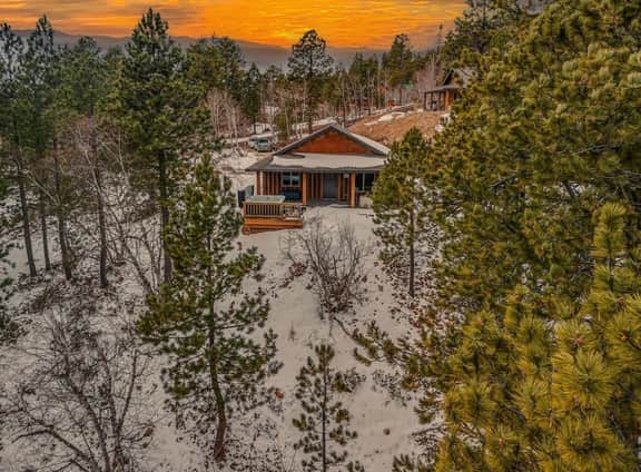 Arn Barn Cabin - Image 2