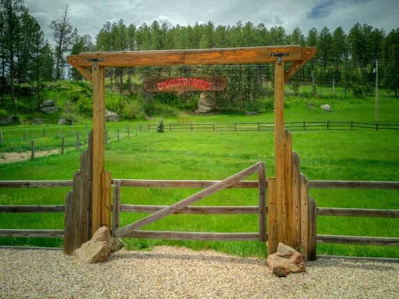 Crooked Creek Lodge - Image 3