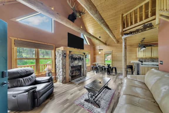 Crooked Creek Lodge - Image 4