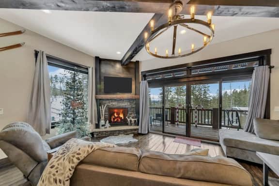 Dakota Sunset Lodge - Image 3