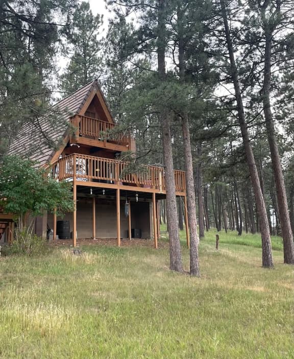 Black Hills Chalet - Image 1