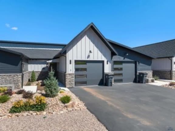 Canyon Retreat in Boulder Canyon - Image 1