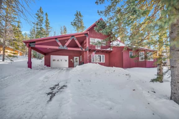 Wild Hare Lodge at Terry Peak - Image 1